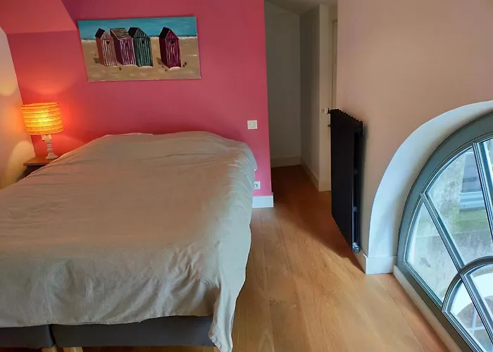 La 14 Bed & Breakfast 3*